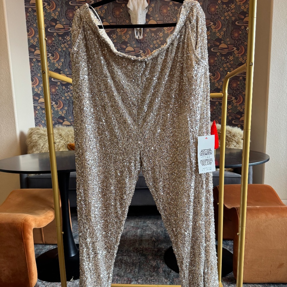 NWT Never Fully Dressed Sequin Naomi Trousers.- size 18